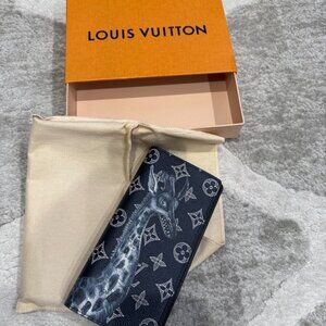 Louis Vuitton Long Wallet Monogram Savannah Portefeuille M66025